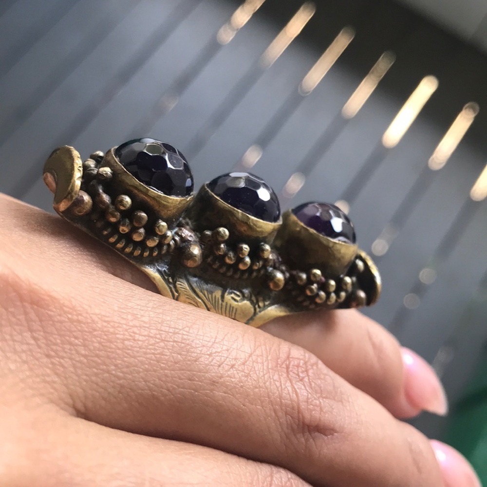 Pure Vida Ring - Picture 2 of 3
